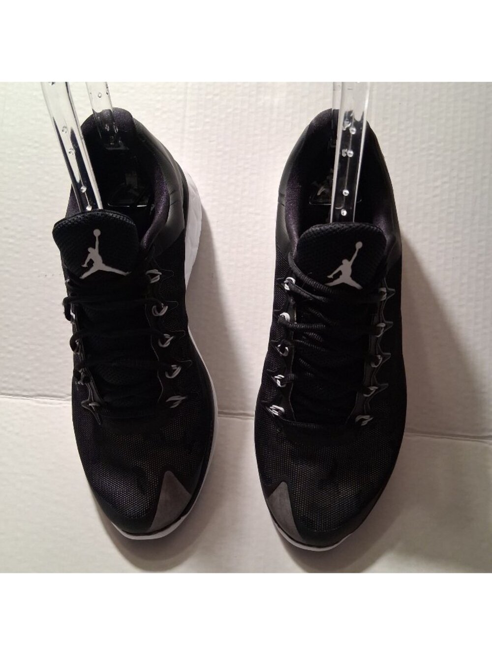 Air Jordan Trainer Mens Sneakers Black/White Size 10.5 Mesh Upper Stylish Athlet